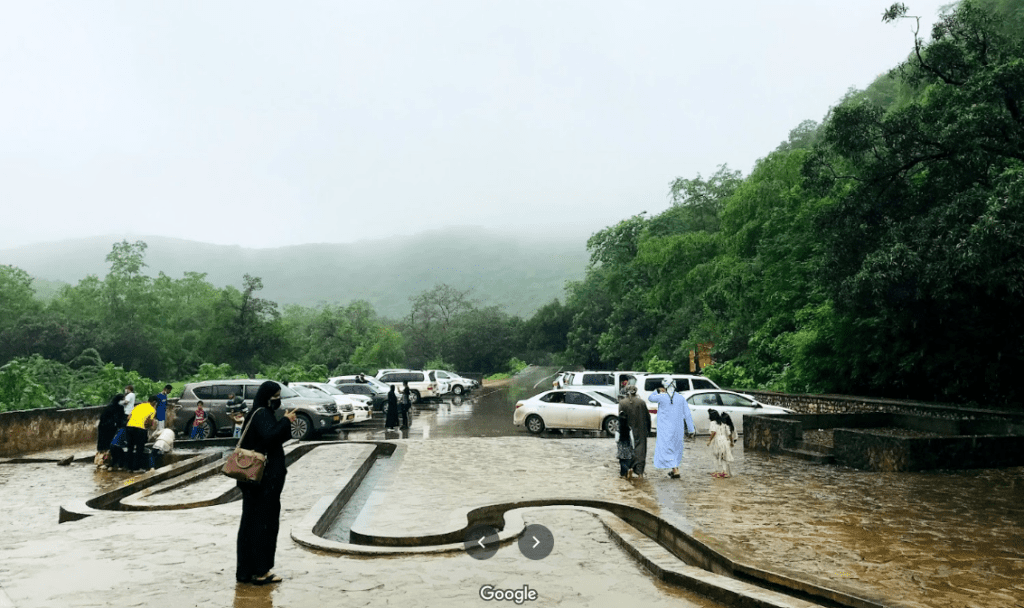 essay about tourism in salalah